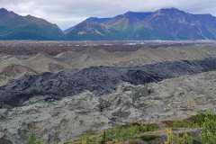 On s'approche du glacier Root